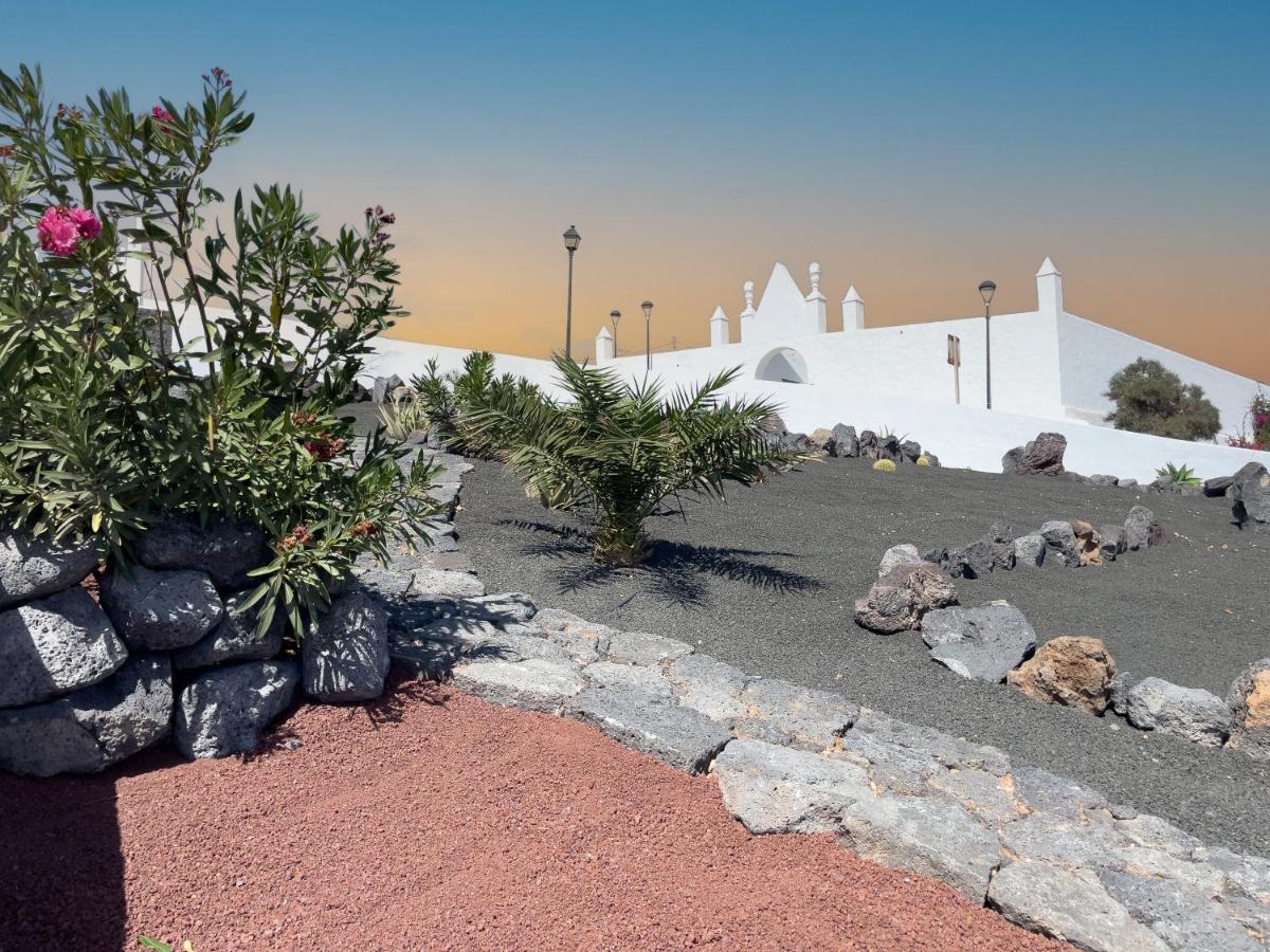 Villa Livia Tías Eksteriør bilde
